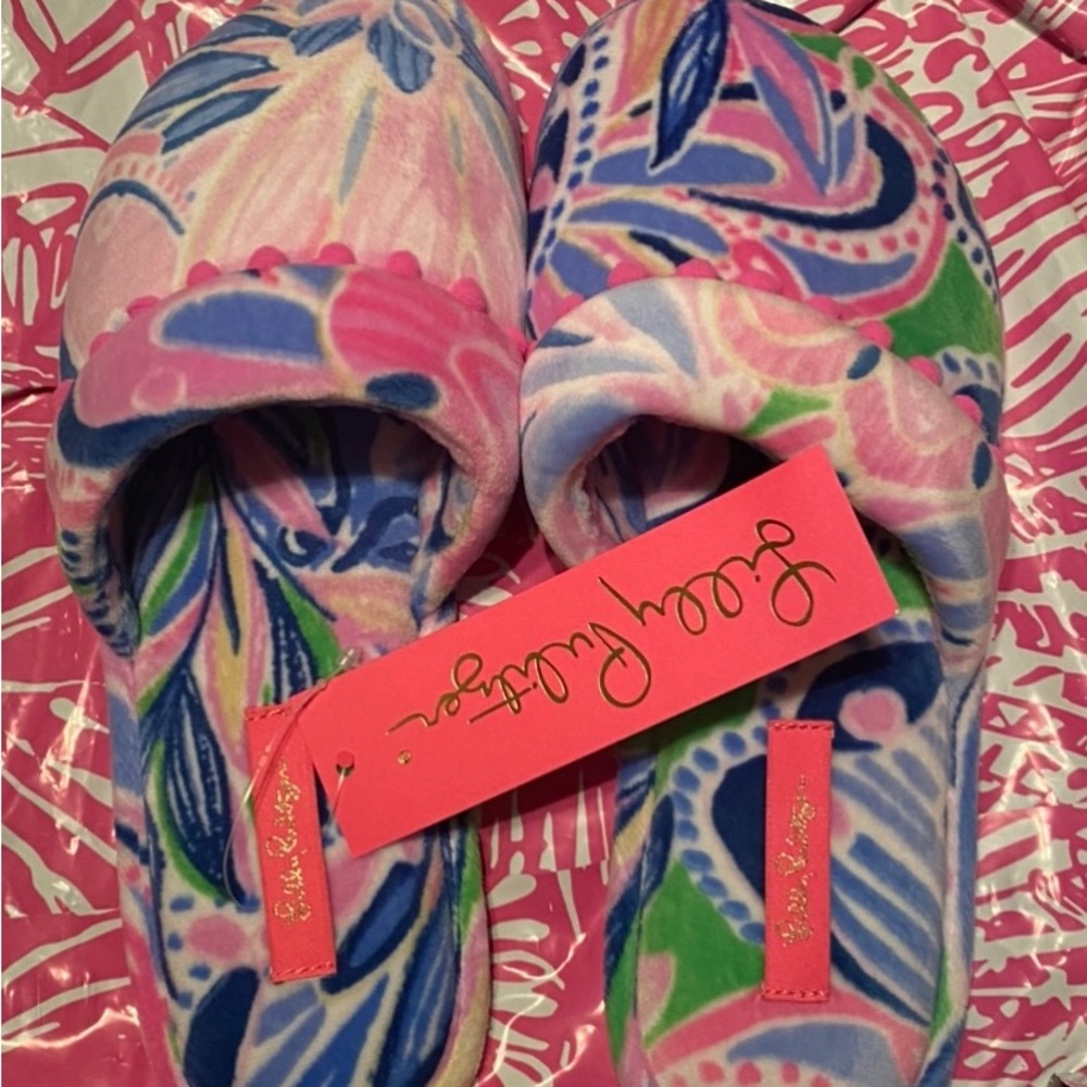 NWT Lilly Pulitzer Clara Velour Slippers Size 7/8
